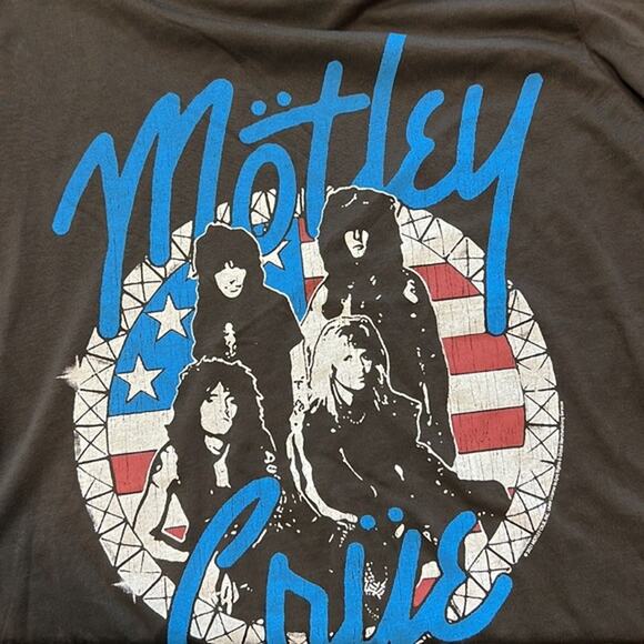 Chasor Men's Dark Gray Multi-Color Graphic Band Tee Shirt, "Motley Crue", Size M - Picture 4 of 5